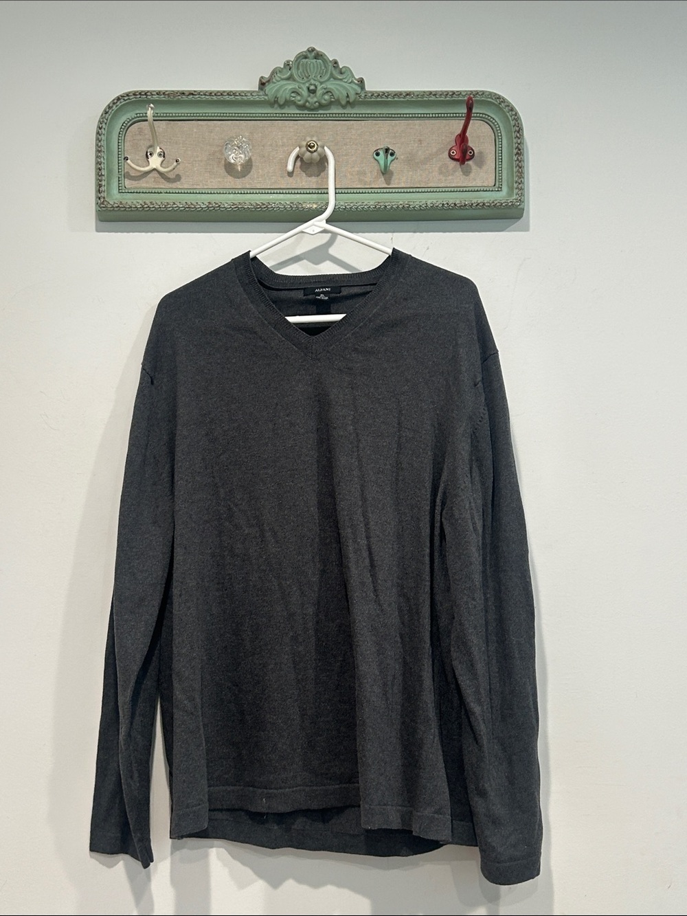Alfani Men's XL Cotton knit V-Neck Sweater Charcoal Gray pullover long sleeve